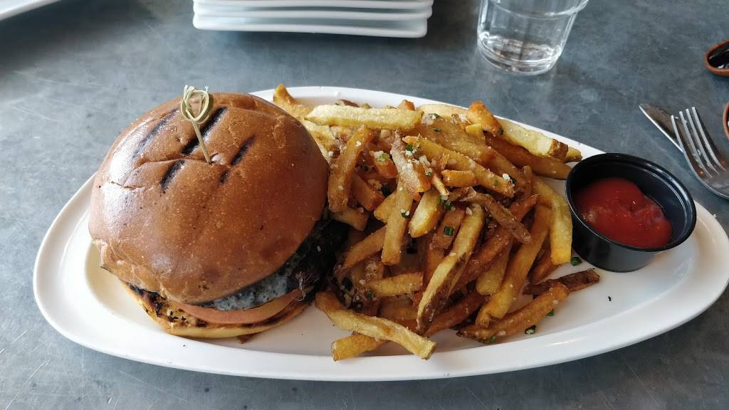 Taphaus | restaurant | 2 2nd St #101, Jersey City, NJ 07302, USA | 2016266000 OR +1 201-626-6000