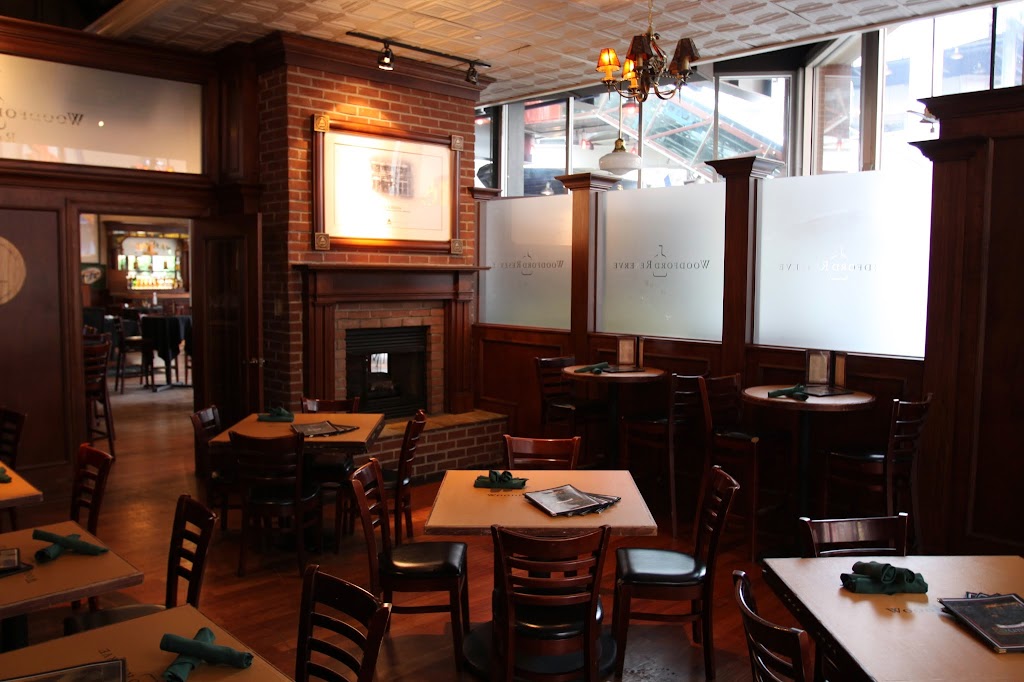 Sullys Saloon & Restaurant | restaurant | 434 S 4th St, Louisville, KY 40202, USA | 5025854100 OR +1 502-585-4100