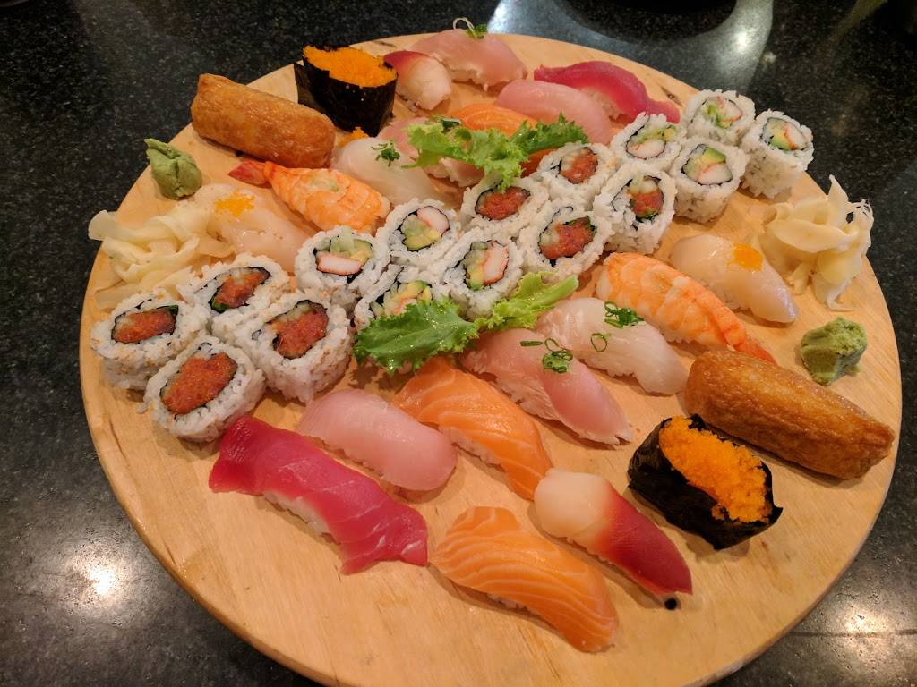 Blue Fin Sushi Bar | restaurant | 257 N El Camino Real, Encinitas, CA 92024, USA | 7604791555 OR +1 760-479-1555