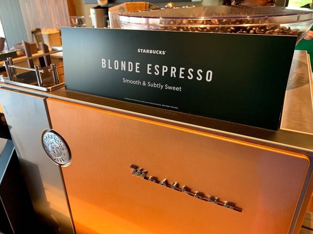 Starbucks | cafe | 6053 Artesian Cir, Ooltewah, TN 37363, USA | 4233157176 OR +1 423-315-7176