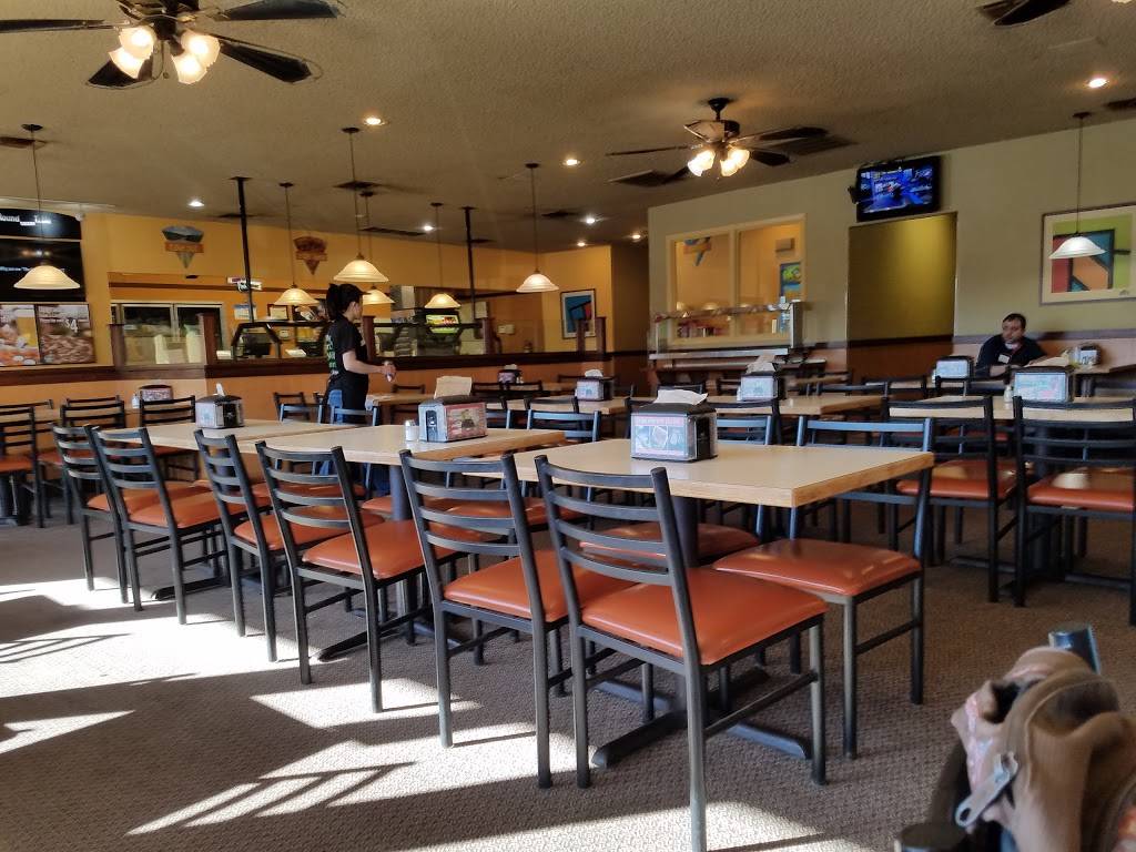 Round Table Pizza | meal delivery | 5101 Folsom Blvd, Sacramento, CA 95819, USA | 9164575705 OR +1 916-457-5705