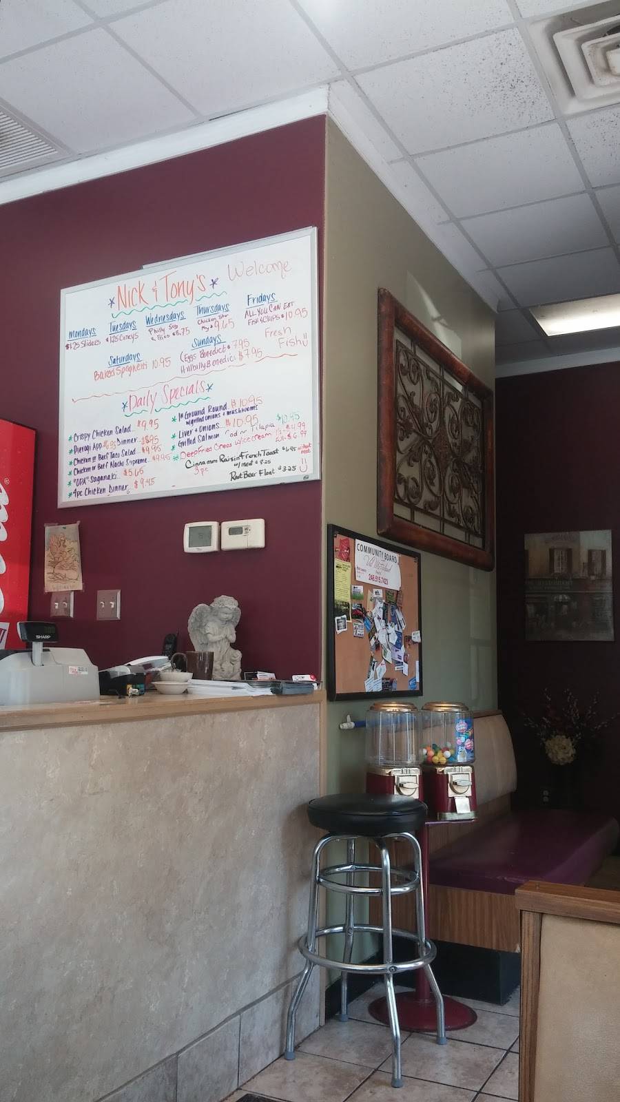 Nick & Tonys Coney Island | restaurant | 9260 Cooley Lake Rd, White Lake, MI 48386, USA | 2483631162 OR +1 248-363-1162