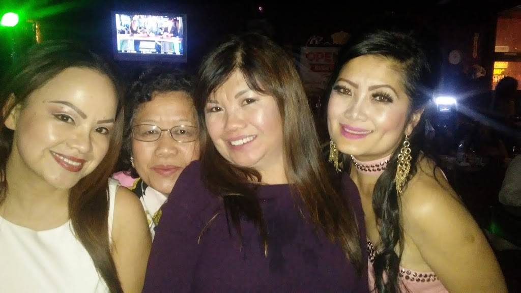 Pupraya Thai Restaurant | restaurant | 945 Rice St, St Paul, MN 55117, USA | 6513302371 OR +1 651-330-2371