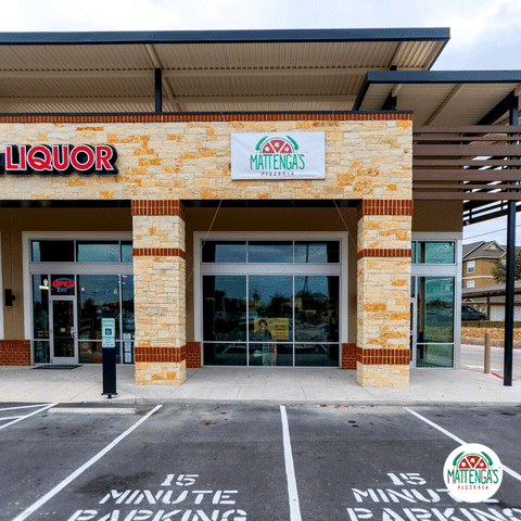 Mattenga’s Pizzeria SEA WORLD | restaurant | 10222 Military Dr W #111, San Antonio, TX 78251, USA | 2104740045 OR +1 210-474-0045