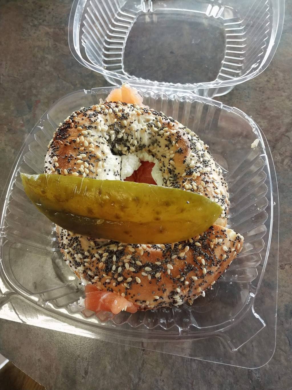 Cadmans Montreal Bagels | restaurant | 2177 Carling Ave, Ottawa, ON K2A 3V6, Canada | 6137224357 OR +1 613-722-4357