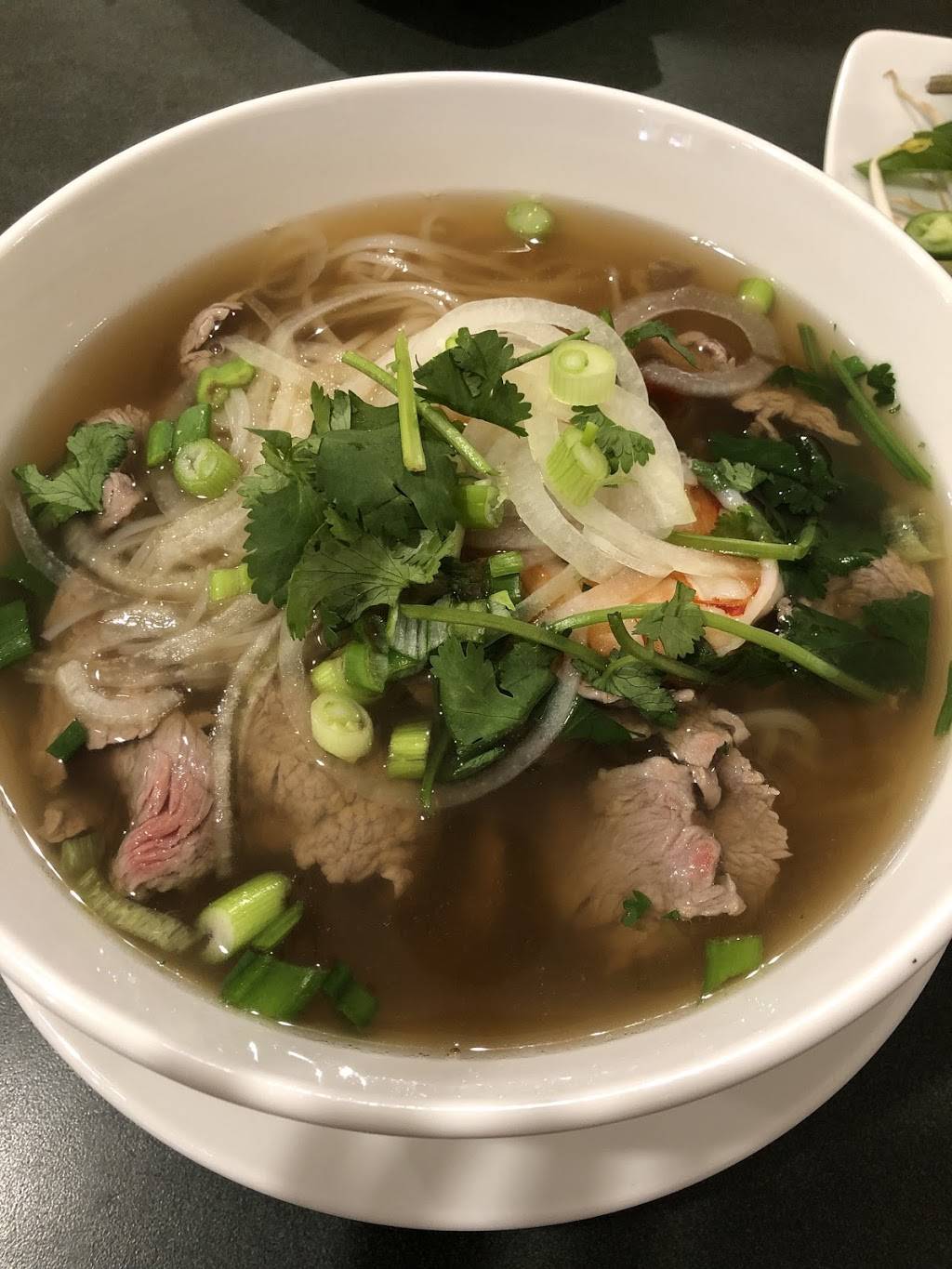 Kravin Pho | restaurant | 1999 Park St, Hartford, CT 06106, USA | 8609045375 OR +1 860-904-5375
