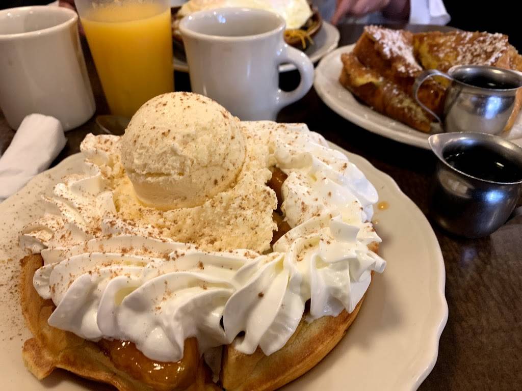 Georges Family Restaurant | restaurant | 145 S Oak Park Ave, Oak Park, IL 60302, USA | 7088484949 OR +1 708-848-4949