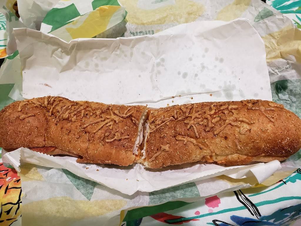 Subway Restaurants | restaurant | 1955 Lumsden Road, Unit 11, Brandon Centre South, Brandon, FL 33511, USA | 8136511515 OR +1 813-651-1515
