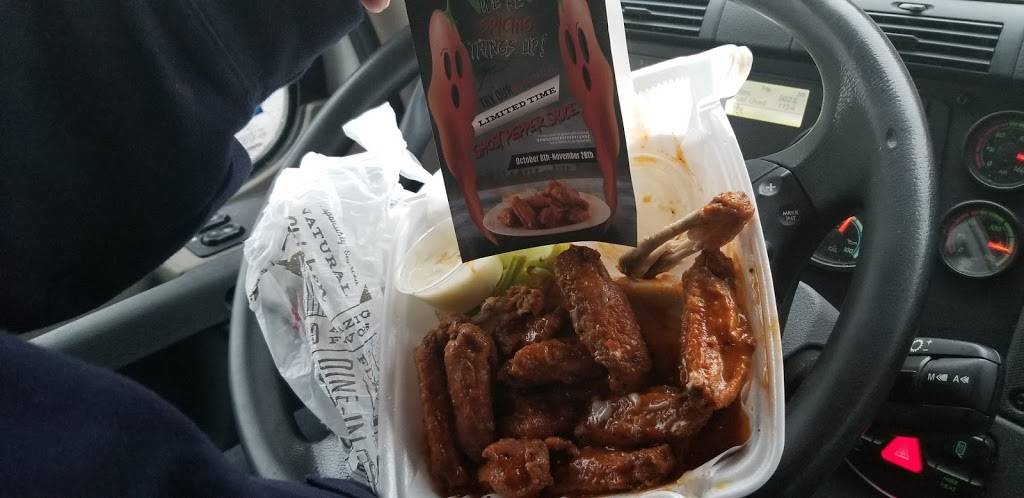 Planet Wings | restaurant | 668 Broadway, Newburgh, NY 12550, USA | 8455623000 OR +1 845-562-3000