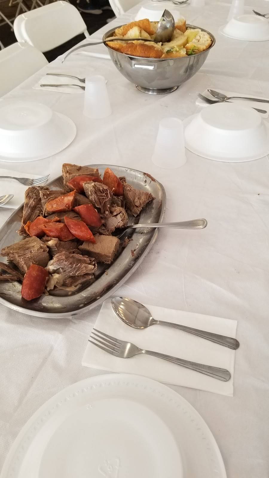 Taunton Eagles Restaurant | restaurant | 29 Oak St, Taunton, MA 02780, USA | 5088281904 OR +1 508-828-1904