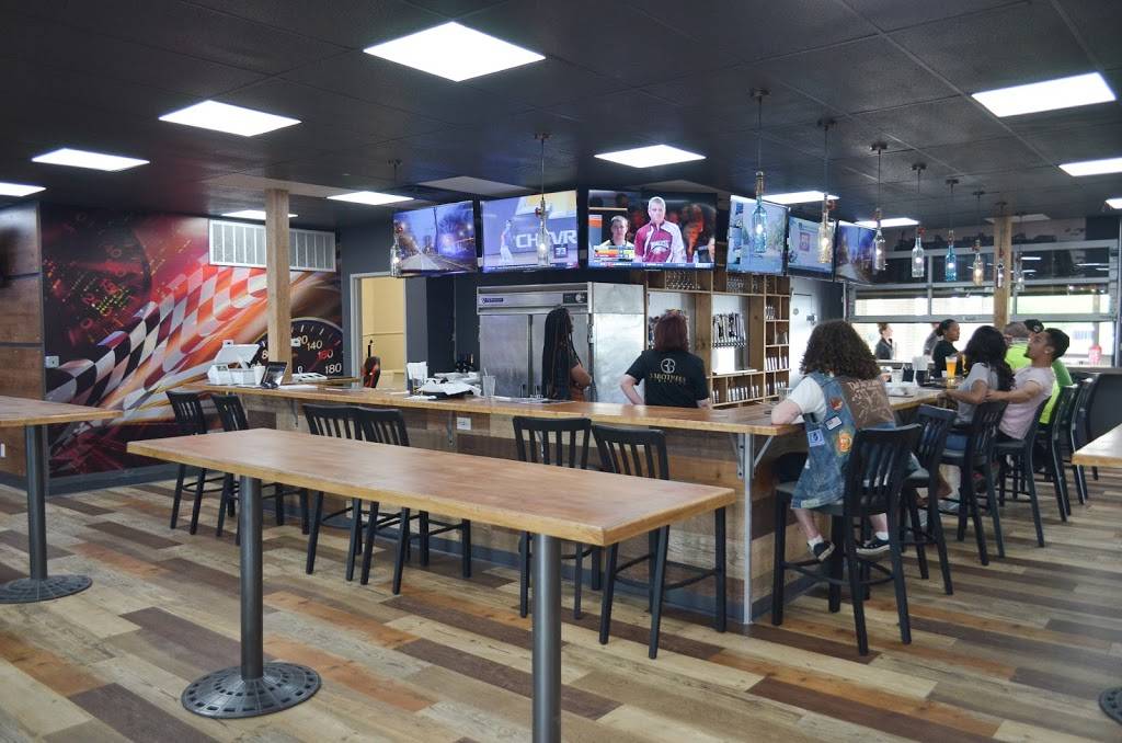 3 Brothers Pub & Grub | restaurant | 5836 Crawfordsville Rd, Speedway, IN 46224, USA | 3179915844 OR +1 317-991-5844