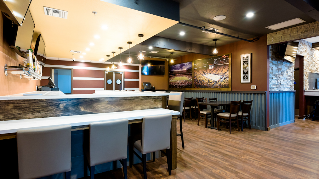 JPs Family Restaurant & Sports Lounge | restaurant | 3600 Castro Valley Blvd, Castro Valley, CA 94546, USA | 5108765151 OR +1 510-876-5151