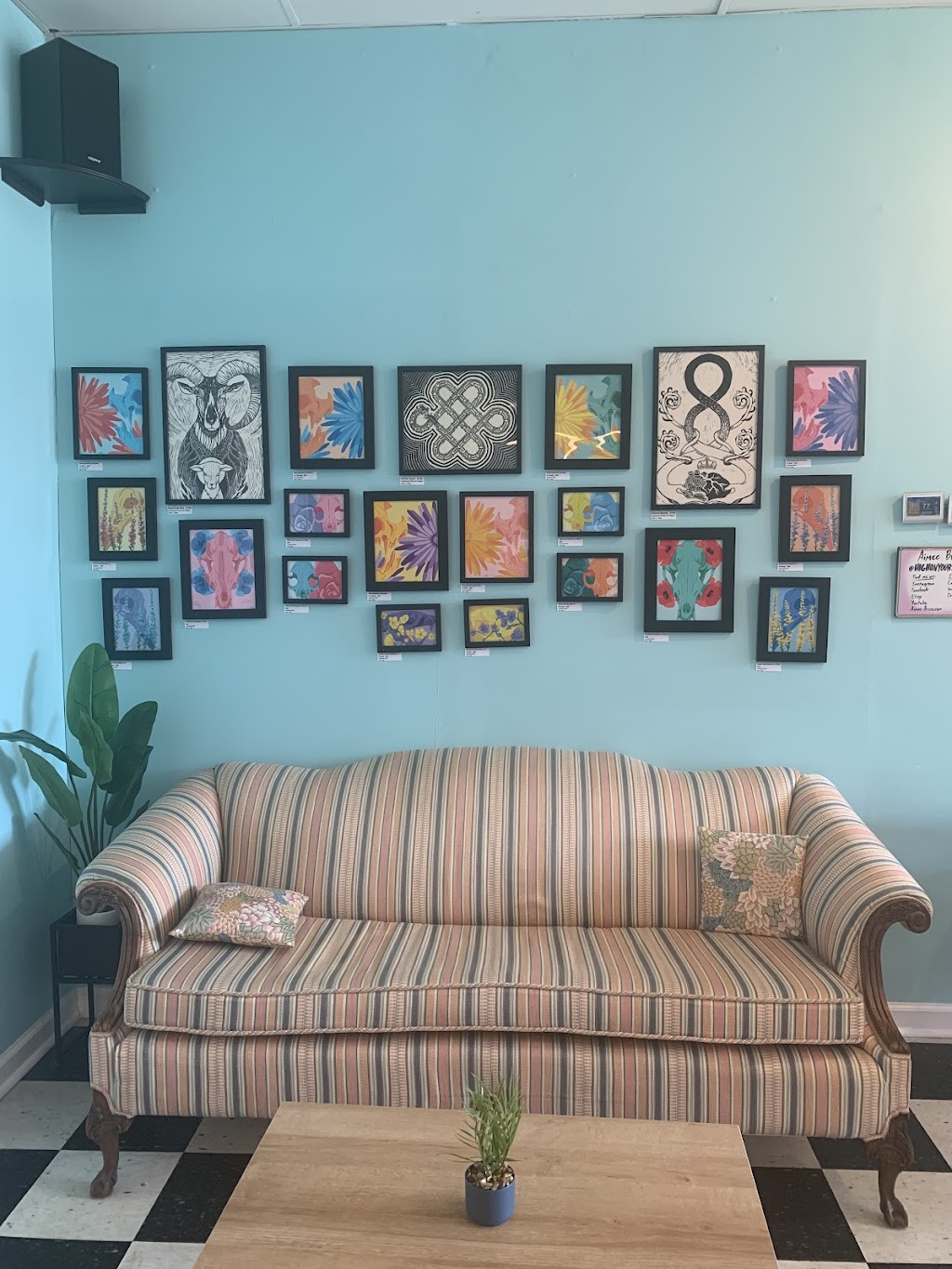 Zekes | restaurant | 517 Kempsville Rd E, Chesapeake, VA 23320, USA | 7579046434 OR +1 757-904-6434