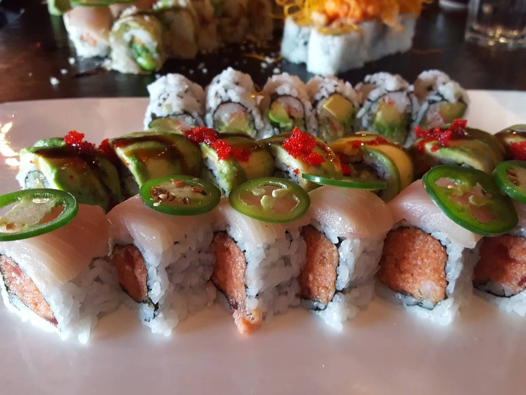 Zen Asian Kitchen | restaurant | 40 Mill Plain Rd, Danbury, CT 06811, USA | 2034562400 OR +1 203-456-2400