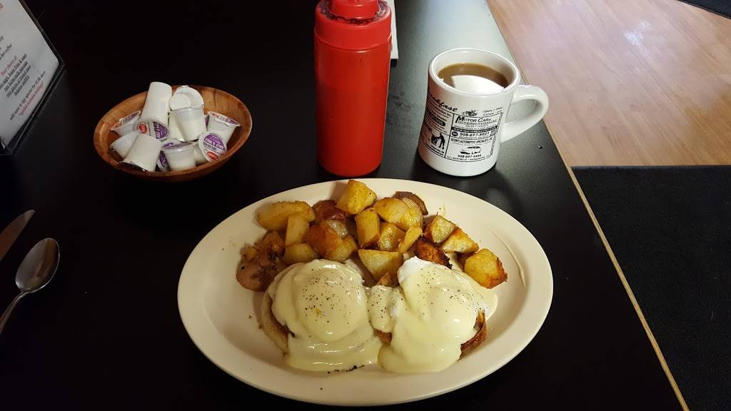 Briannas Breakfast | restaurant | 100 Spring St, Bridgewater, MA 02324, USA | 5082796502 OR +1 508-279-6502
