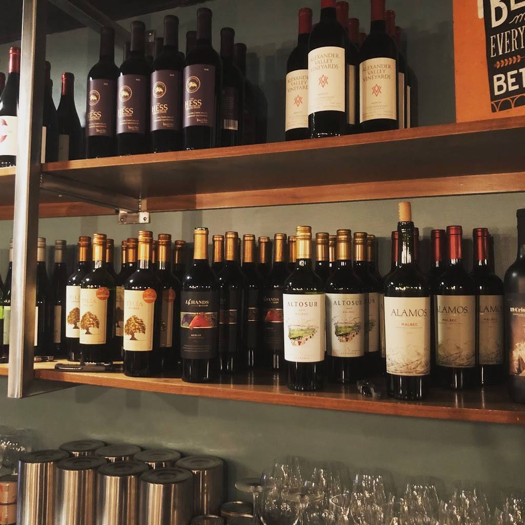 Dock of the Bay II | restaurant | 13162 Carrollton Blvd, Carrollton, VA 23314, USA | 7572792083 OR +1 757-279-2083