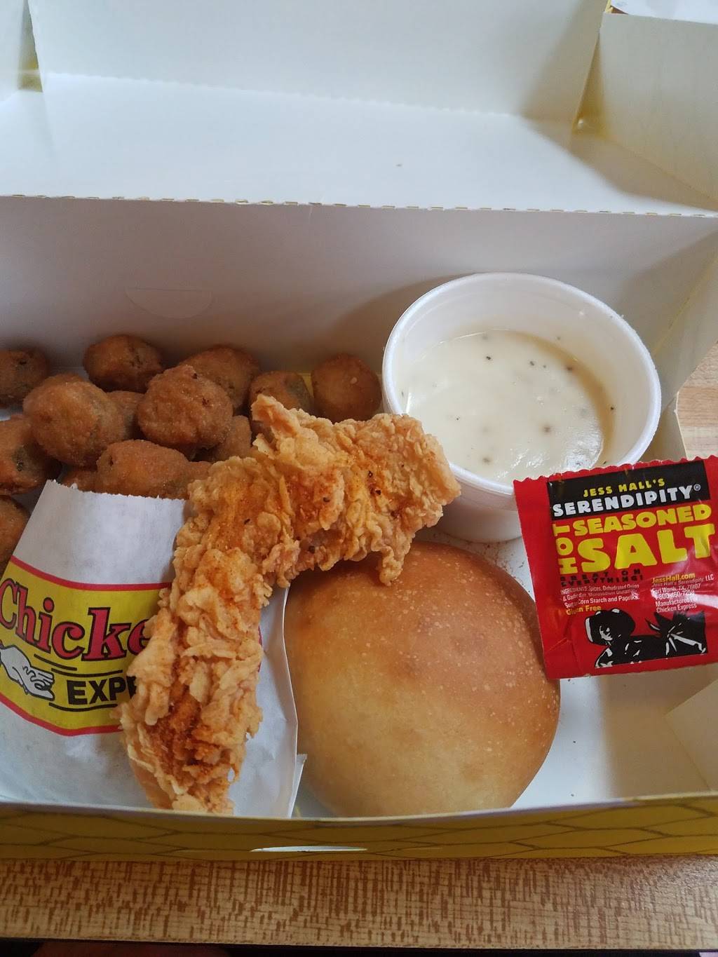 Chicken Express | restaurant | 5877 S Cooper St, Arlington, TX 76017, USA | 8175570030 OR +1 817-557-0030