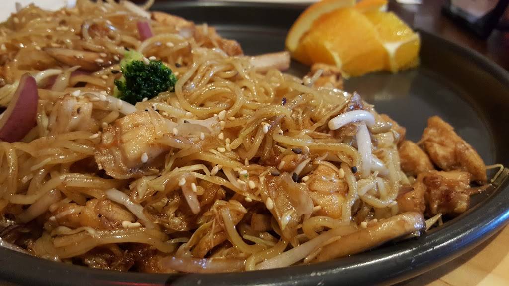 Wasabi Sushi Bar | West | restaurant | 2404 N Maize Rd, Wichita, KS 67205, USA | 3166133318 OR +1 316-613-3318