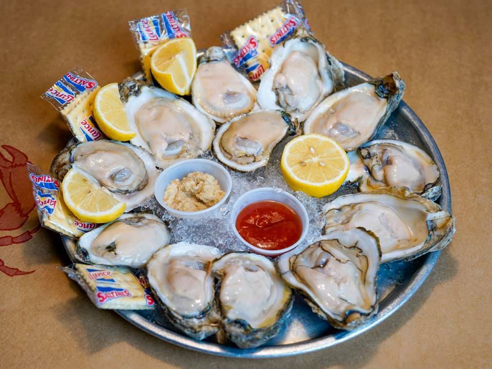 Crafty Crab | restaurant | 2901 Tyrone Blvd N, St. Petersburg, FL 33710, USA | 7272911555 OR +1 727-291-1555