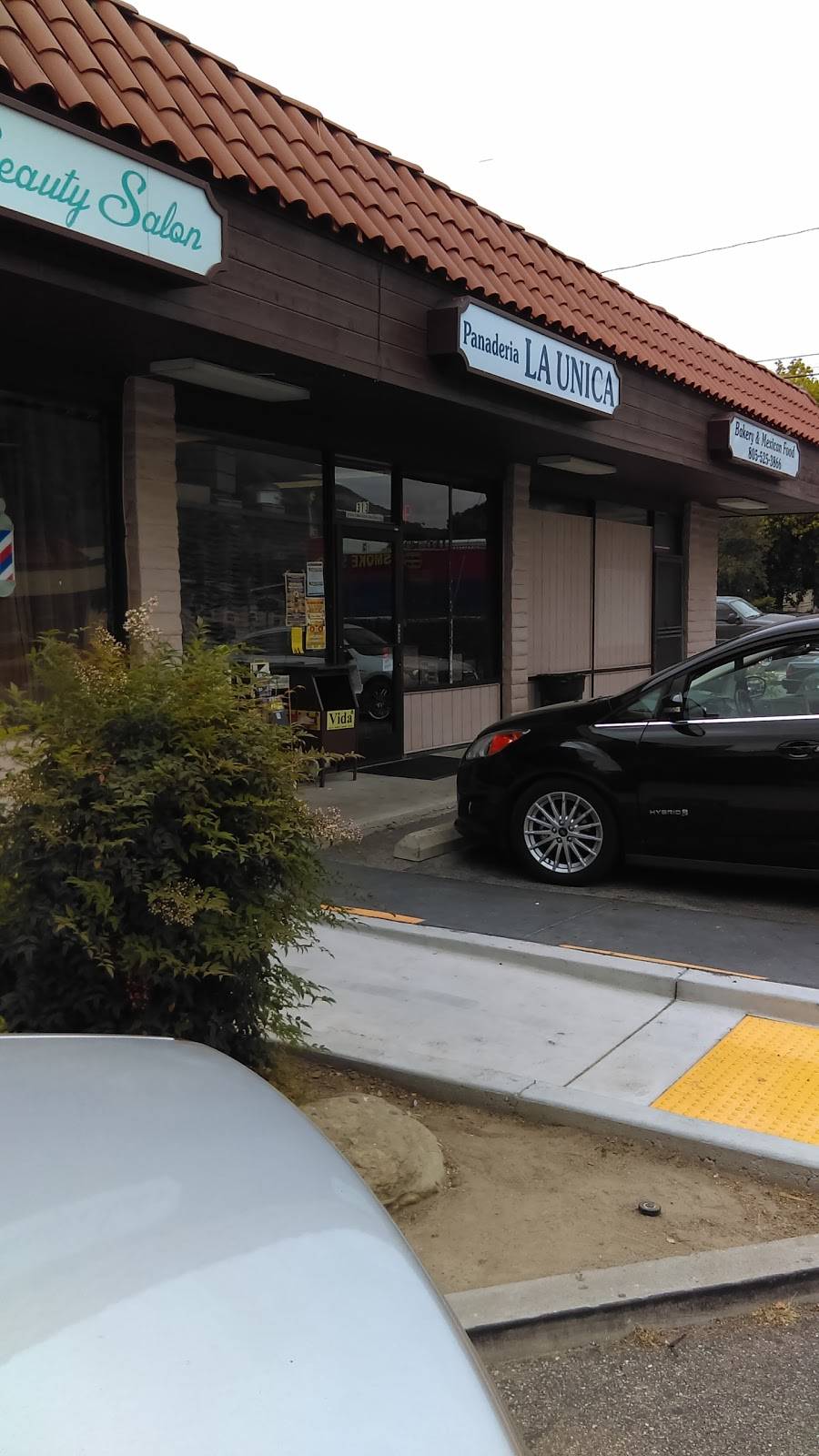 La Única Panadería | bakery | 313 Harvard Blvd, Santa Paula, CA 93060, USA | 8055253866 OR +1 805-525-3866