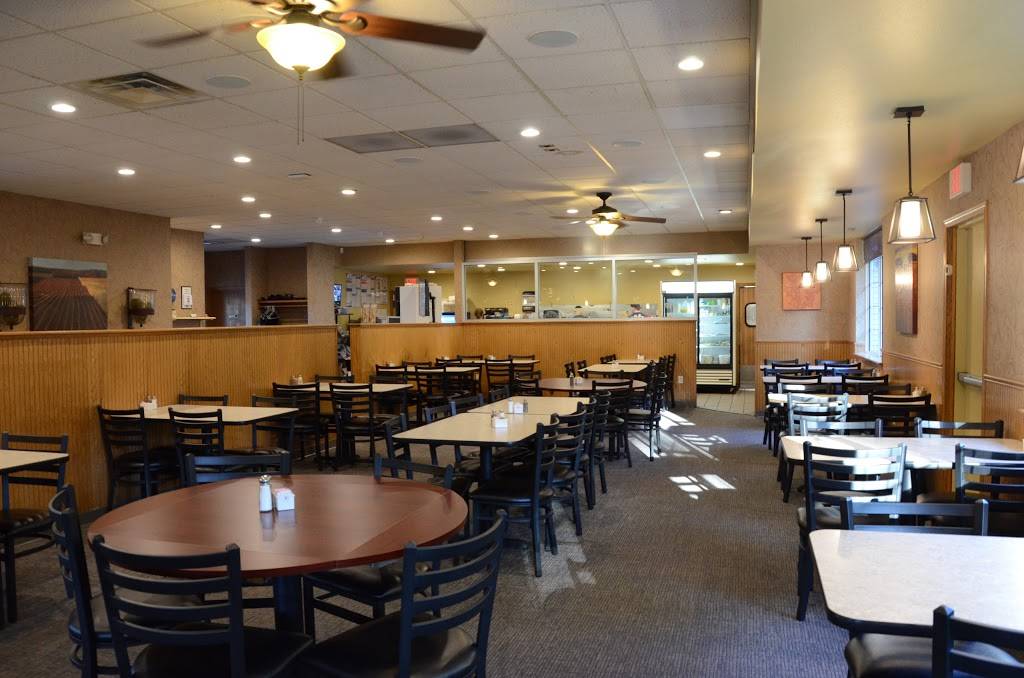 Midtown Family Restaurant | restaurant | 200 Scott Ct, Iowa City, IA 52245, USA | 3193519303 OR +1 319-351-9303