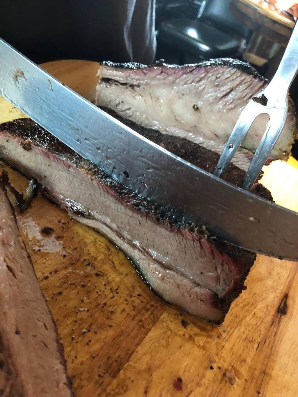 Big Berthas Barbeque and Catering | restaurant | 12512 Farm to Market Rd 529, Houston, TX 77041, USA | 8326727590 OR +1 832-672-7590