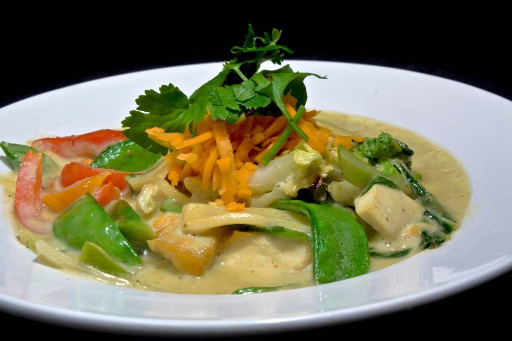 Basil Thai Cafe Short North | restaurant | 1282 Essex Ave, Columbus, OH 43201, USA | 6142162127 OR +1 614-216-2127