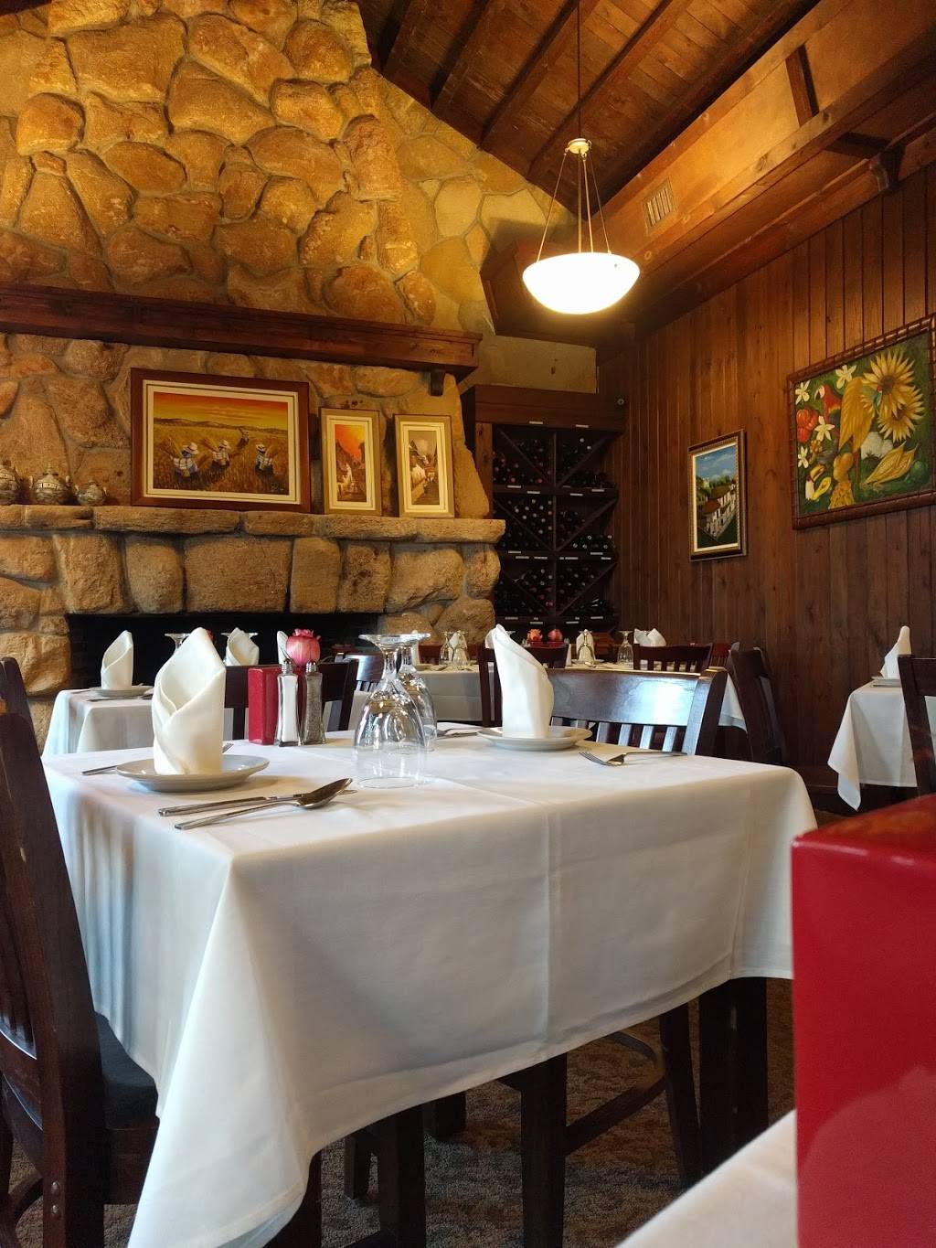 Chucherias Restaurant | restaurant | 101 2nd St #500, Holly Hill, FL 32117, USA | 3862390548 OR +1 386-239-0548