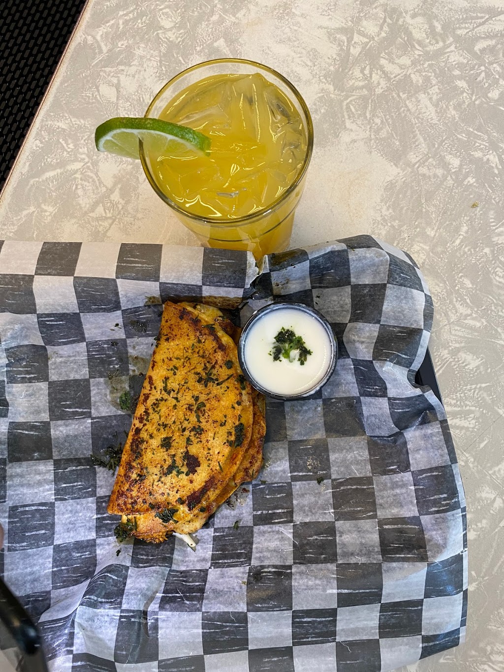 Tinas Tacos | restaurant | 2327 E York St, Philadelphia, PA 19125, USA | 8143433101 OR +1 814-343-3101