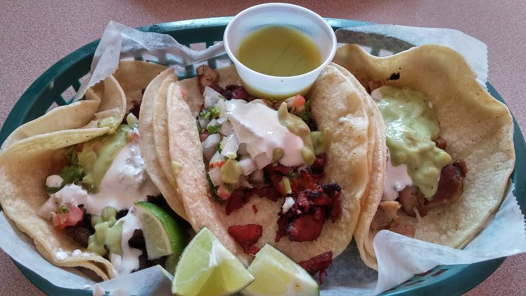 Tacos Lupita | restaurant | 505 Broadway, Lawrence, MA 01841, USA | 9786814517 OR +1 978-681-4517