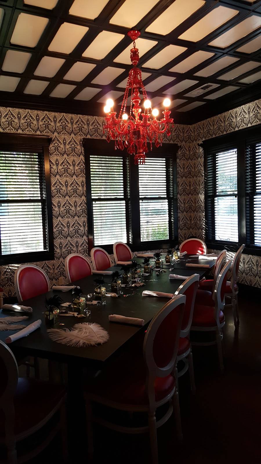 1900 Restaurant Lounge | night club | 1900 Eastwood Rd, Wilmington, NC 28403, USA | 9105092026 OR +1 910-509-2026