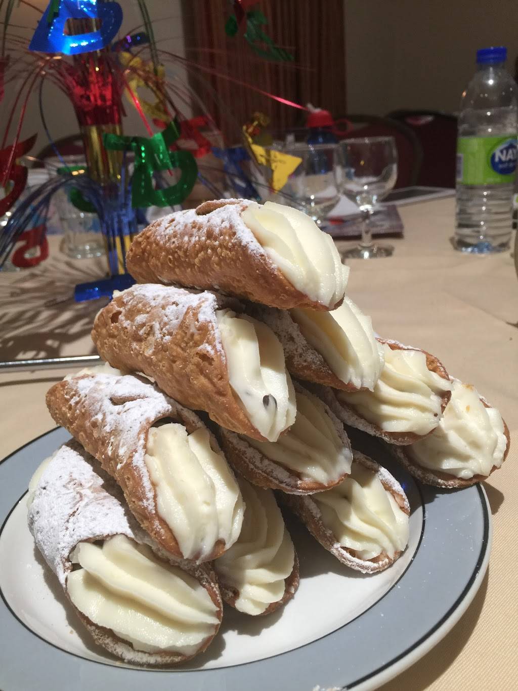 Elio Pizzeria | restaurant | 351 Rue de Bellechasse, Montréal, QC H2S 1X1, Canada | 5142765341 OR +1 514-276-5341