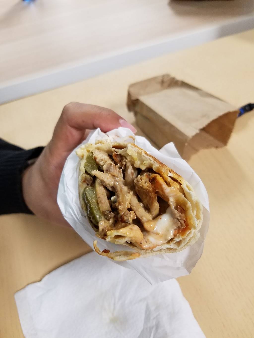 Highland Halal Shawarma | restaurant | 200 Highland Rd W, Kitchener, ON N2M 3C2, Canada | 5197418300 OR +1 519-741-8300