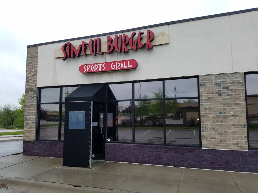 Sinful Burger Sports Grill | restaurant | 4072, 4005 Twin Creek Dr #101, Bellevue, NE 68123, USA | 4029338727 OR +1 402-933-8727