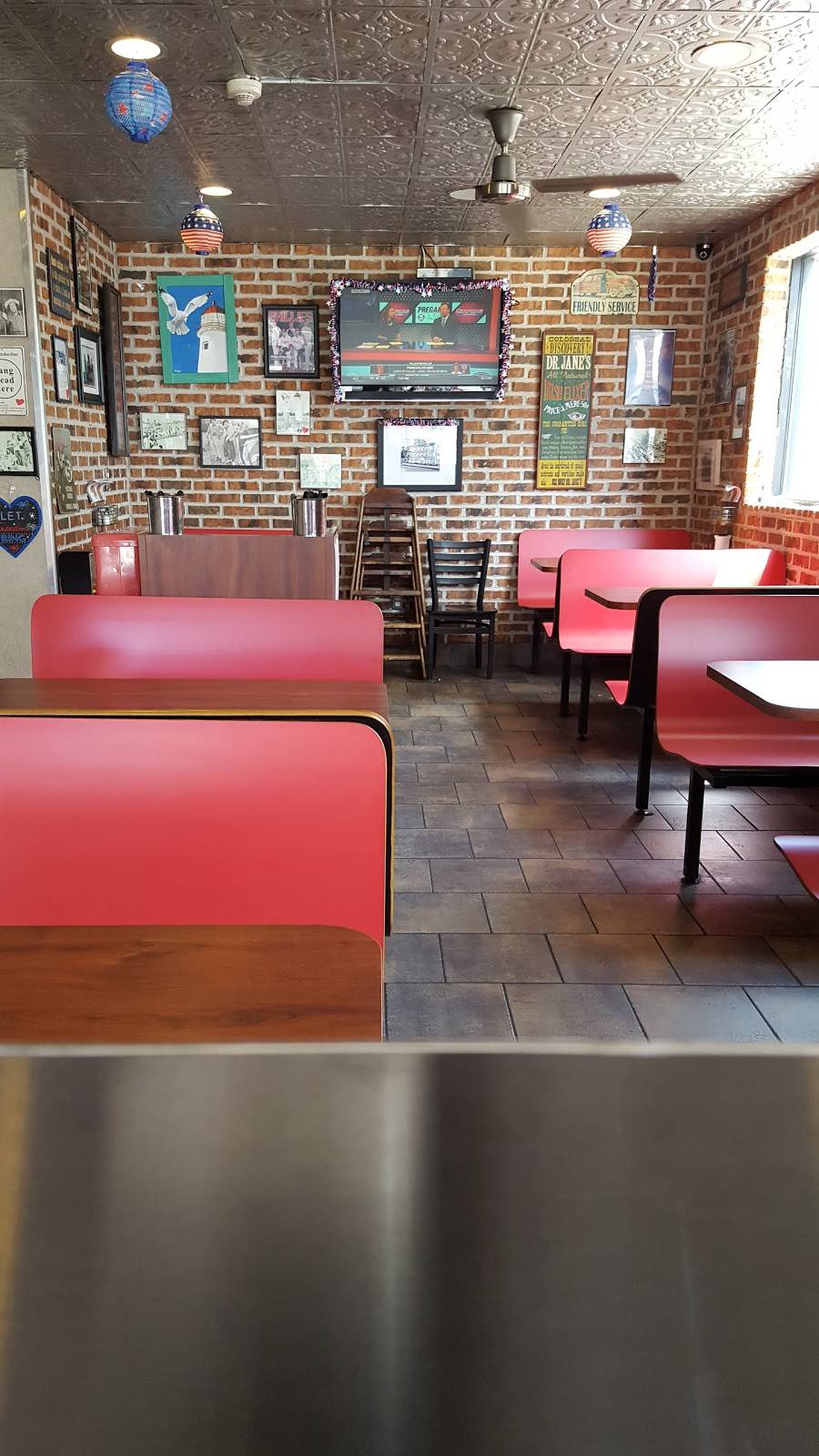 Renzis Pizzeria MAYFAIR | restaurant | 6300 Battersby St, Philadelphia, PA 19149, USA | 2157434300 OR +1 215-743-4300