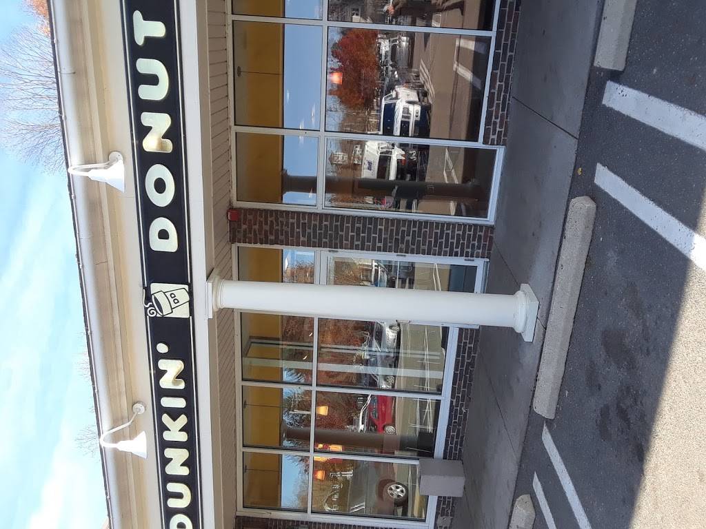 Dunkin | bakery | 15 Walnut Rd, South Hamilton, MA 01982, USA | 9784680555 OR +1 978-468-0555