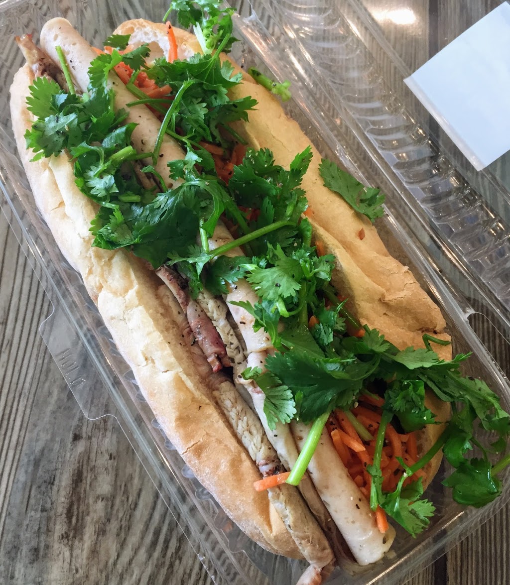 Jade Flames | restaurant | 8600 Cottage Hill Rd, Mobile, AL 36695, USA | 2512642750 OR +1 251-264-2750