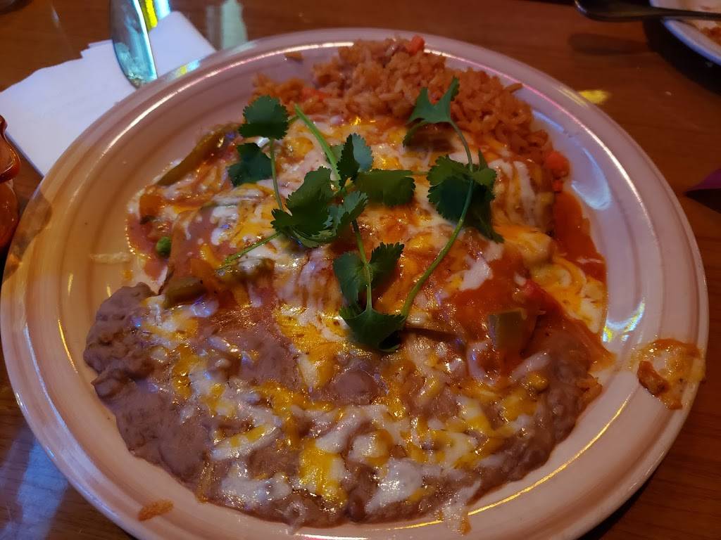 El Amigo Felix | restaurant | 8 Whalley Ave, New Haven, CT 06511, USA | 2037858200 OR +1 203-785-8200