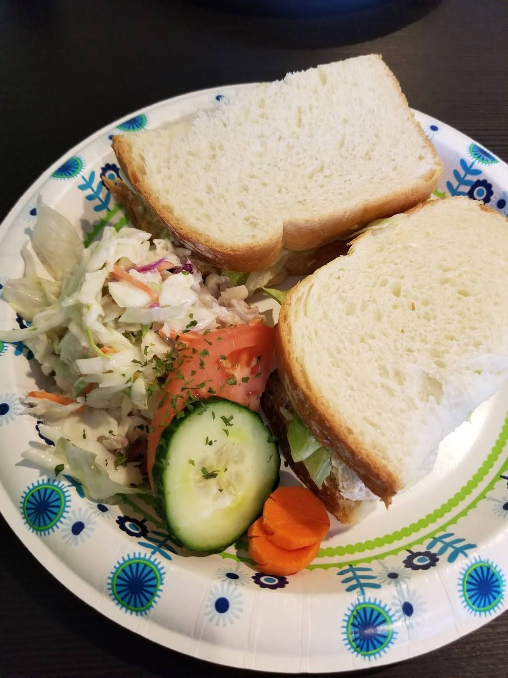 Lets Do | restaurant | 426 N Donnelly St, Mt Dora, FL 32757, USA | 3527353702 OR +1 352-735-3702