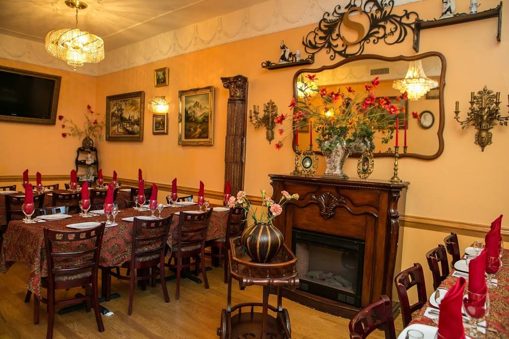 Svetas House | restaurant | 9260 Queens Blvd, Rego Park, NY 11374, USA | 7188991405 OR +1 718-899-1405