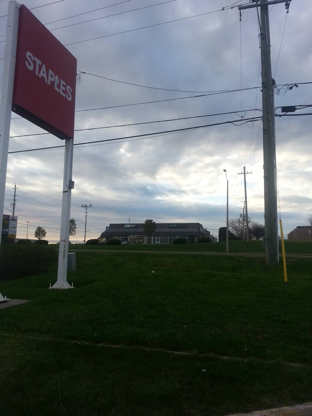 Subway | meal takeaway | 2 Strathy Rd, Cobourg, ON K9A 5J7, Canada | 9053736080 OR +1 905-373-6080