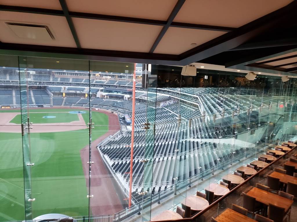 The Porsche Club at Citi Field | restaurant | 123-01 Roosevelt Ave, Flushing, NY 11368, USA | 7185654333 OR +1 718-565-4333