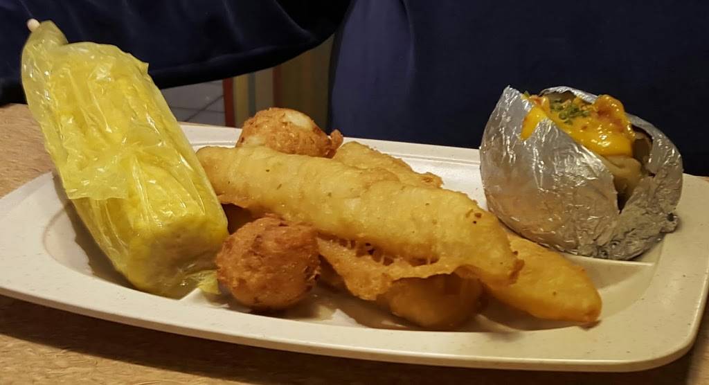 Captain Ds | restaurant | 101 Supercenter Dr, Calera, AL 35040, USA | 2056689949 OR +1 205-668-9949