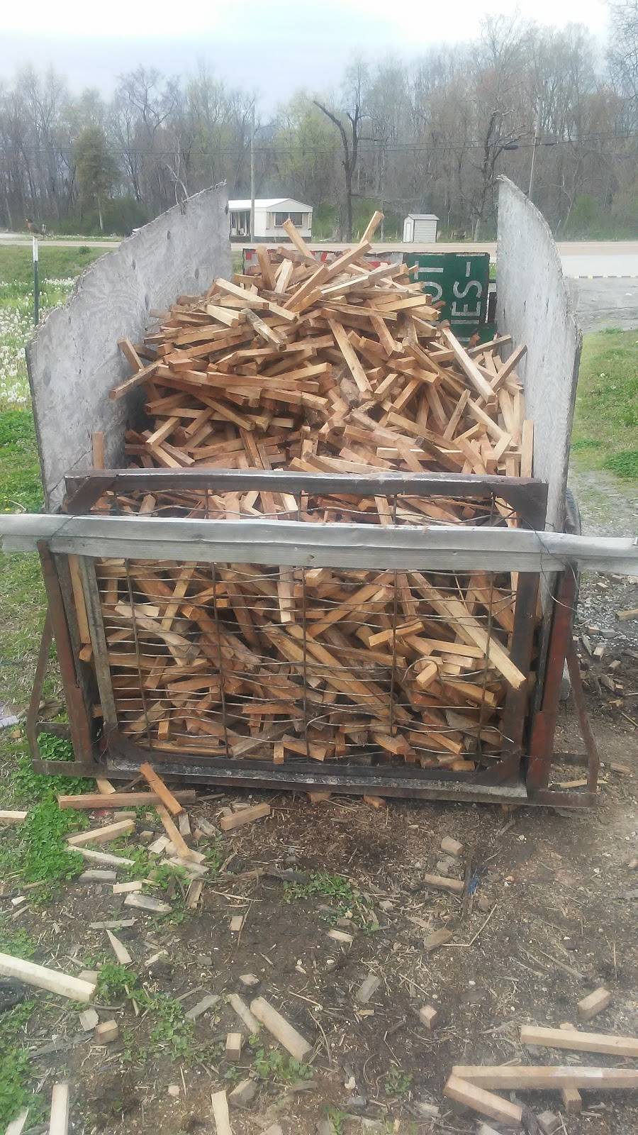 Silers Old Time BBQ | restaurant | 6060 TN-100, Henderson, TN 38340, USA | 7319892242 OR +1 731-989-2242