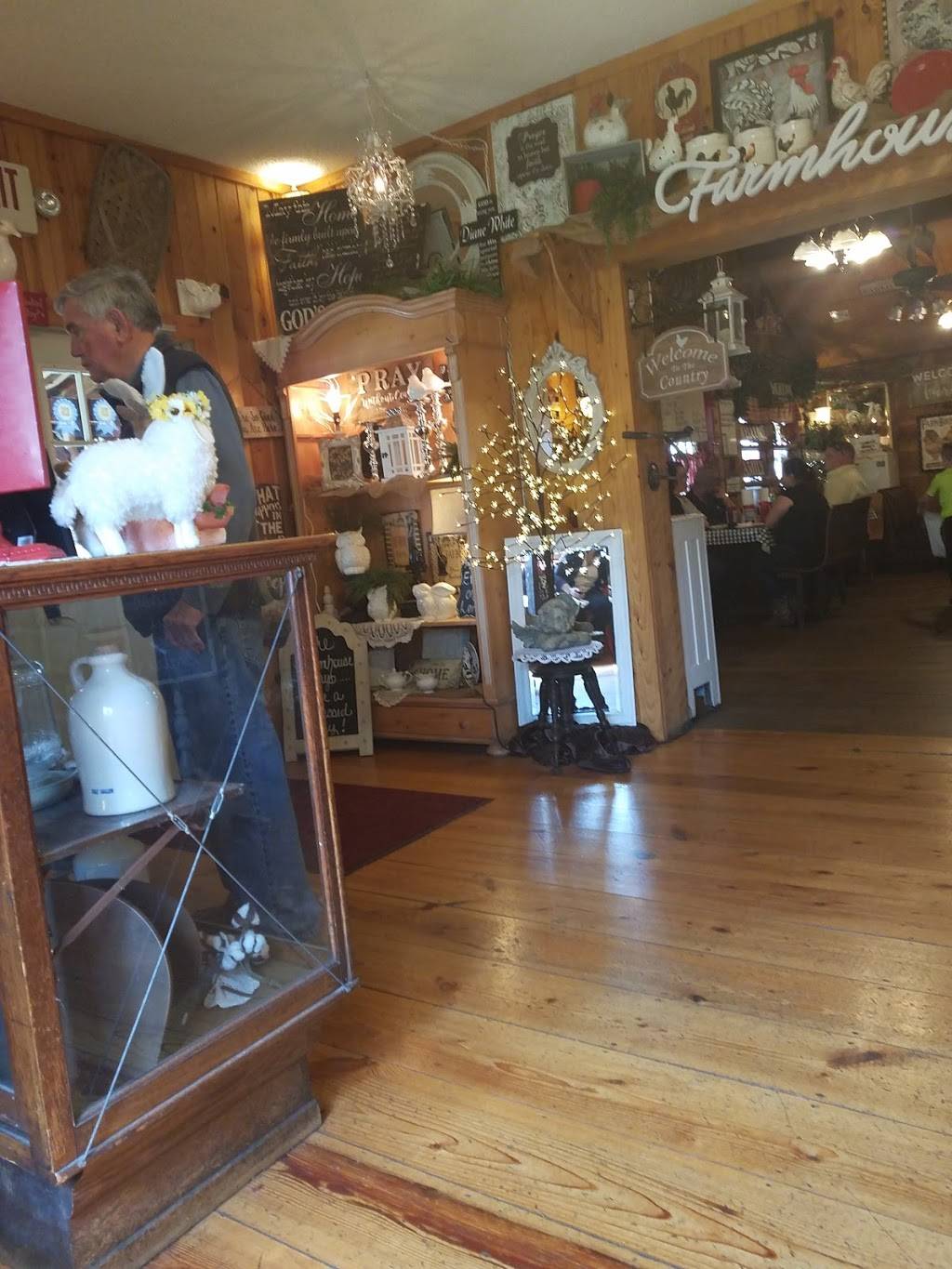 Farmhouse Cleveland | restaurant | 2260 Harrison Pike, Cleveland, TN 37311, USA | 4233399998 OR +1 423-339-9998