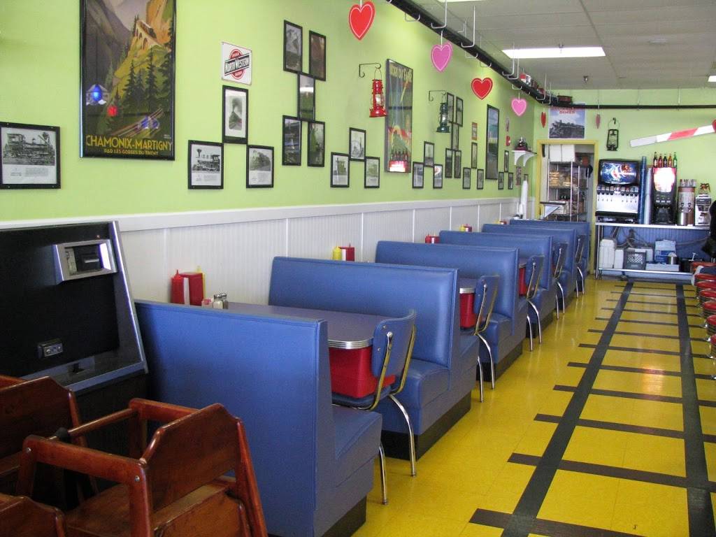 All Aboard Diner | restaurant | 1510B 75th St, Downers Grove, IL 60516, USA | 6303228960 OR +1 630-322-8960