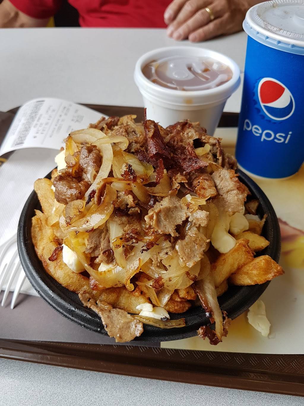 Le Petit Québec | restaurant | 130 Rue Notre-Dame, Repentigny, QC J6A 2P1, Canada | 4505813335 OR +1 450-581-3335