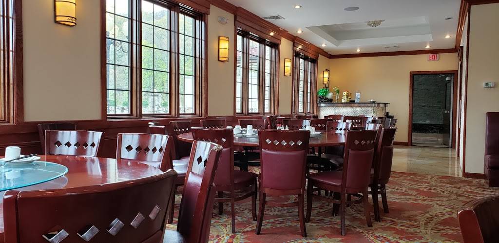 Oriental Bar and Grill | restaurant | 867 Norwich-New London Turnpike, Uncasville, CT 06382, USA | 8608928081 OR +1 860-892-8081