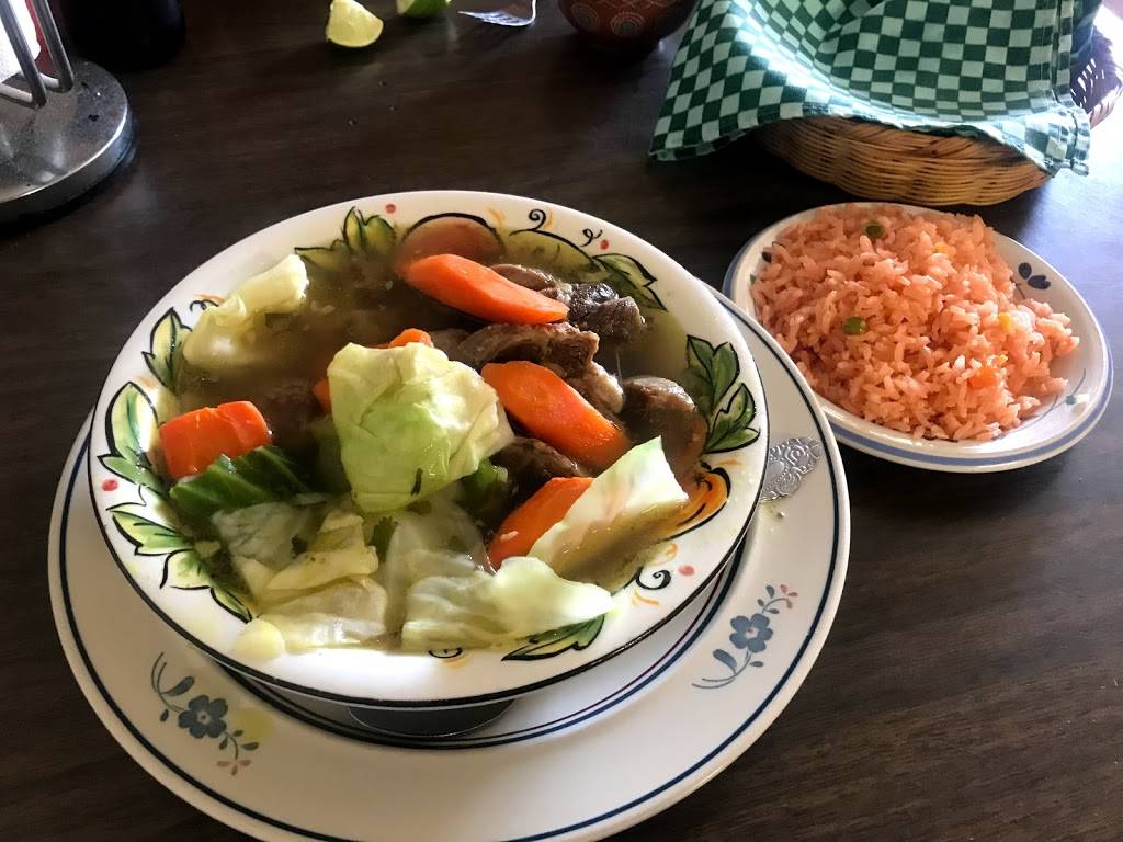 Liceas Taqueria | restaurant | 150 Johnson St, Tatum, TX 75691, USA | 9039476592 OR +1 903-947-6592