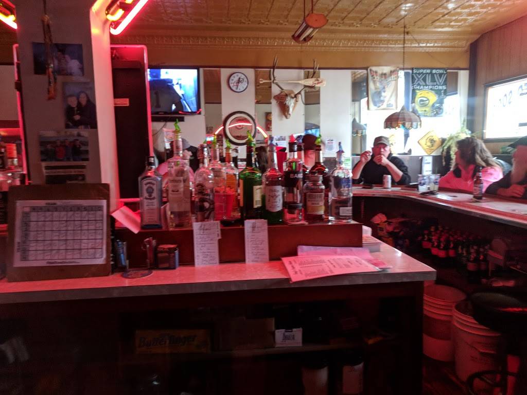 D & Ds Pub | restaurant | 10964 Co Hwy C, Hillsboro, WI 54634, USA | 6085284312 OR +1 608-528-4312